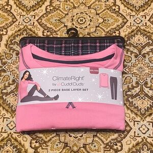 ClimateRight by Cuddl Duds Women’s Plus Top and Leggings, 2 Piece Base Layer Set